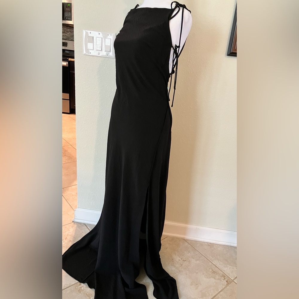 Forever 21 Black Backless Dress